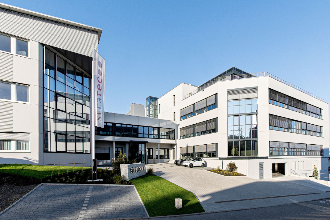 Outside view of the STRATEC headquarters in Birkenfeld, Germany